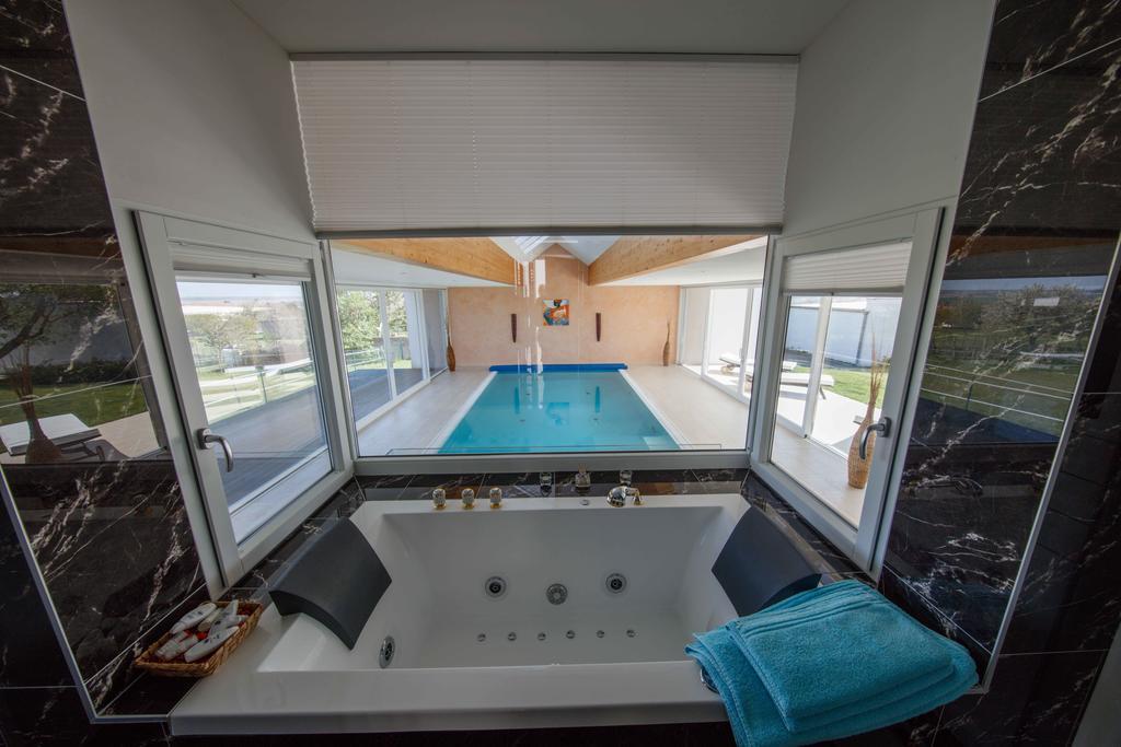 ברייטנברון Country Lake Villa מראה חיצוני תמונה